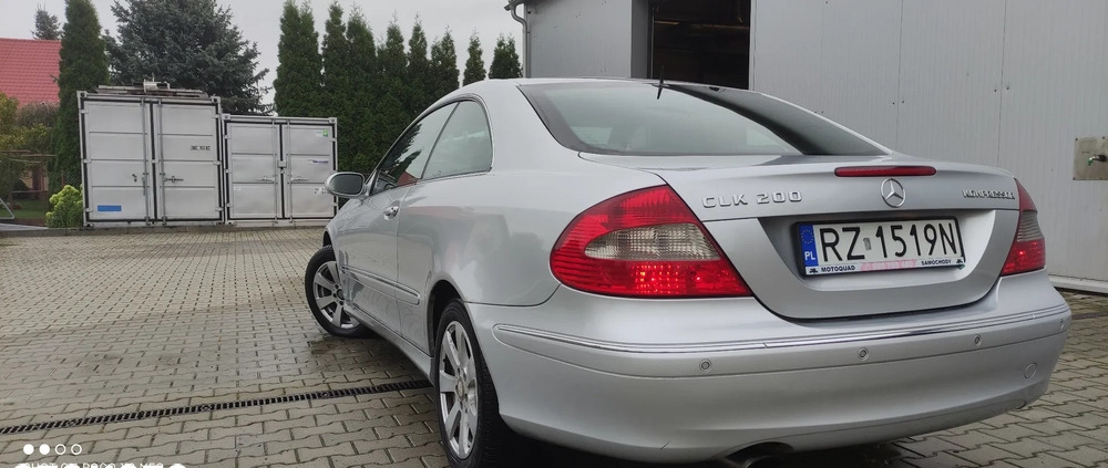 Mercedes-Benz CLK cena 26500 przebieg: 225000, rok produkcji 2007 z Rzeszów małe 301